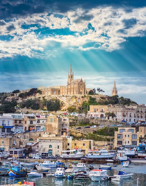 Interrail por Malta: un destino para los amantes de la cultura, el sol y la playa.